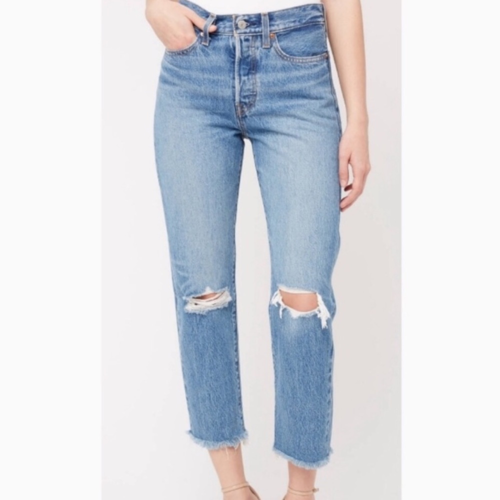 Levi Wedgie High Rise Straight Fit